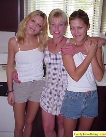 Hot Blonde Twins Posing With Their Sexy Mom